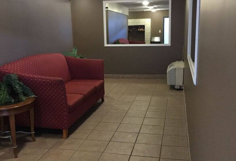 Mystic River Hotel & Suites