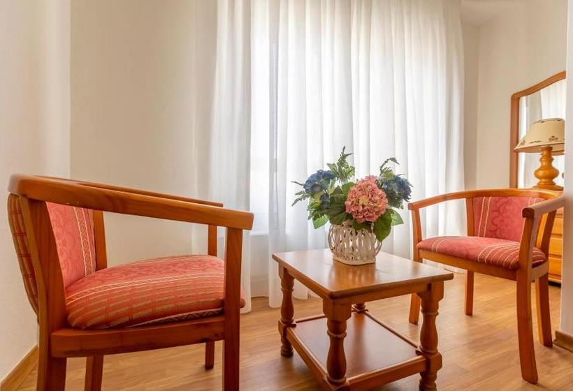 בית מלון כפרי Nautilus