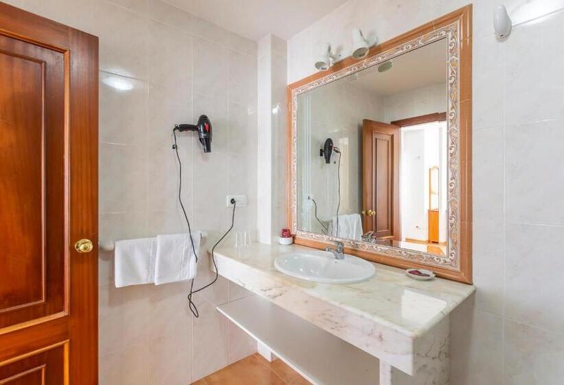 בית מלון כפרי Nautilus