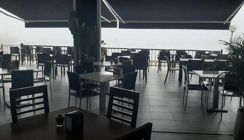 בית מלון כפרי Nautilus