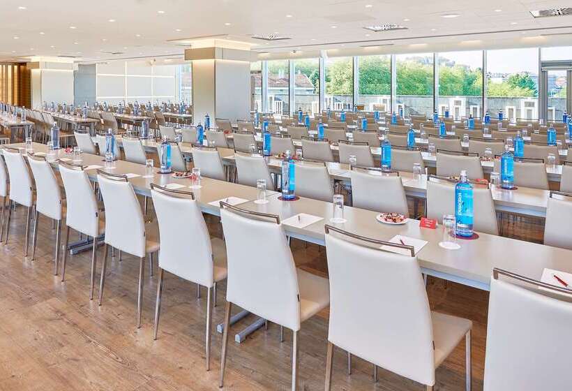 هتل NH Collection Santiago De Compostela