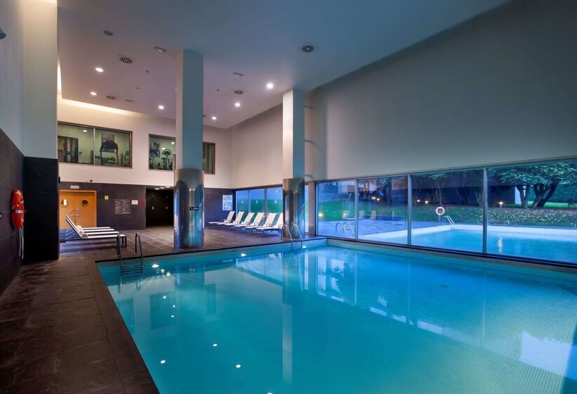 هتل NH Collection Santiago De Compostela