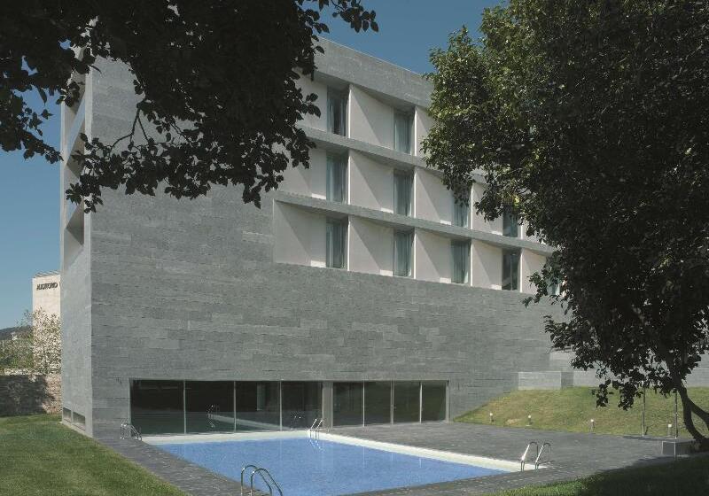 هتل NH Collection Santiago De Compostela