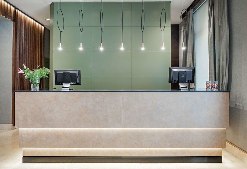 هتل NH Collection León Plaza Mayor