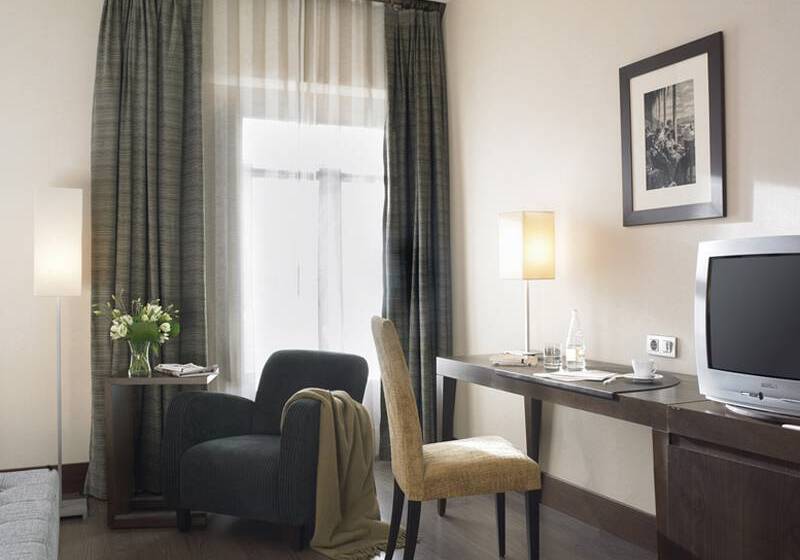 בית מלון כפרי NH Collection León Plaza Mayor