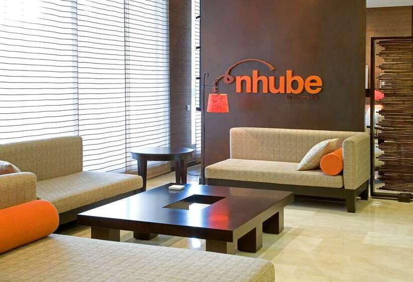 هتل NH Valladolid Balago