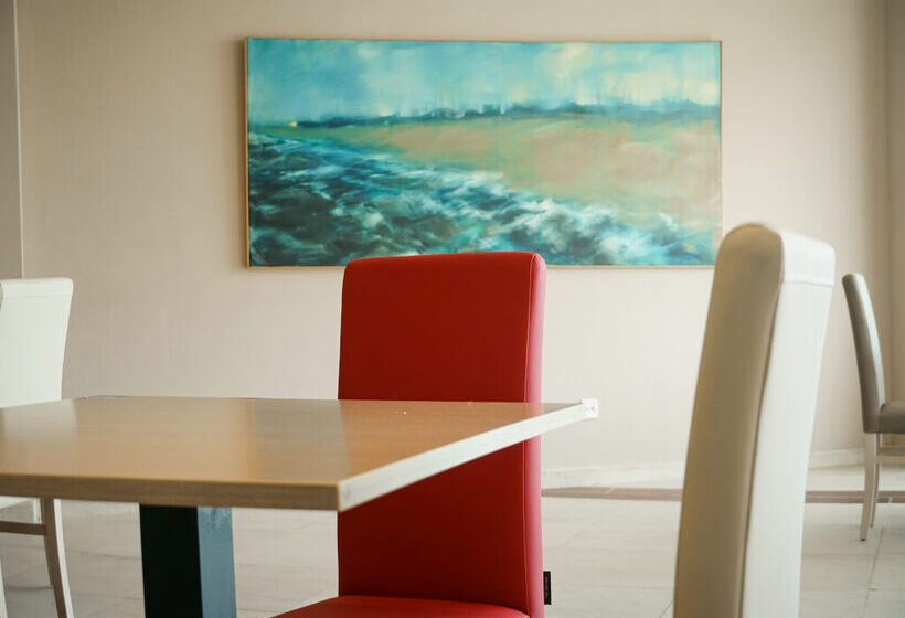 בית מלון כפרי Ohtels Campo de Gibraltar