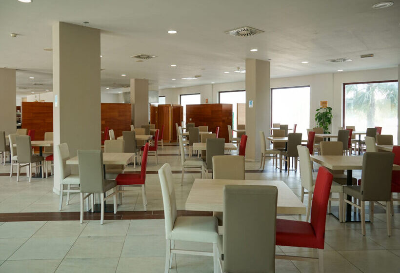 هتل Ohtels Campo de Gibraltar