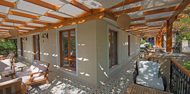 Perdikia Hill Hotel And Villas