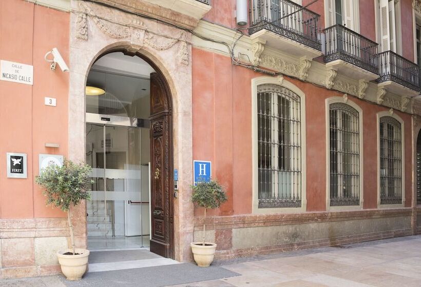 هتل Petit Palace Plaza Malaga