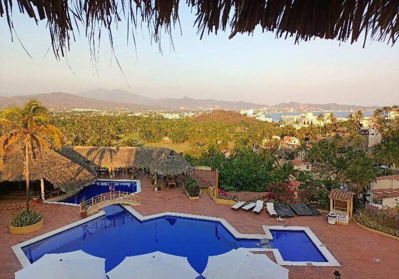 فندق Plaza Tucanes Manzanillo