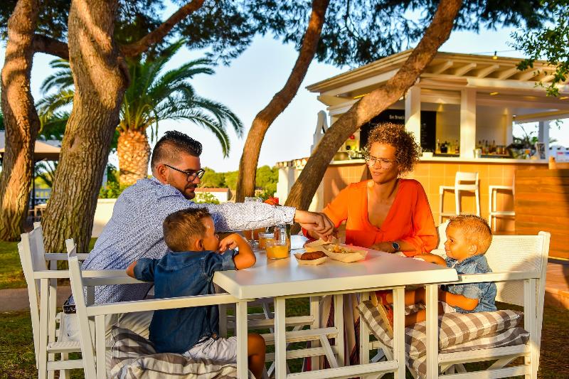 교외 호텔 Rural Sant Joan De Binissaida