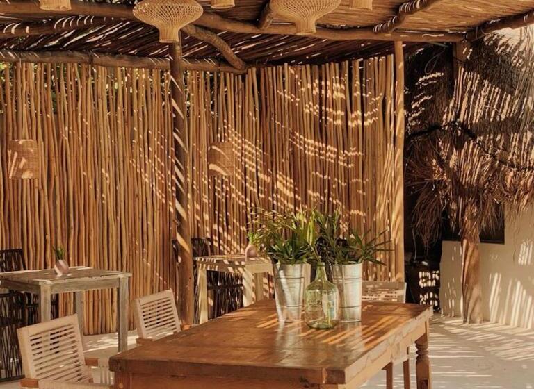 ホテル Ser Casasandra Boutique