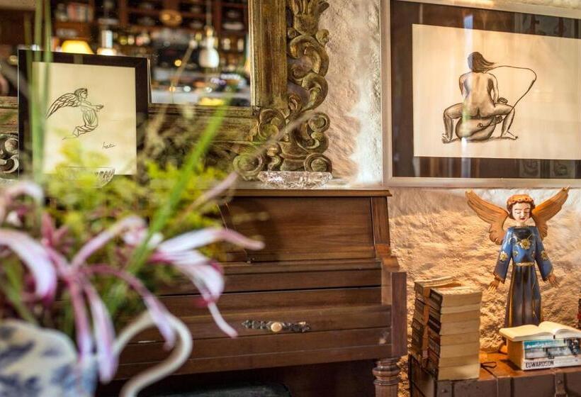 ホテル Ser Casasandra Boutique