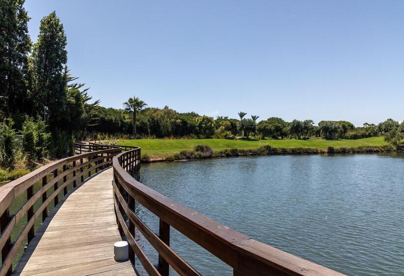 ホテル Domes Lake Algarve, Autograph Collection