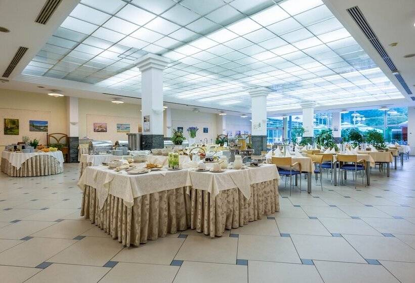 هتل Zdravilisce Thermana Lasko