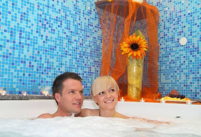 هتل Zdravilisce Thermana Lasko