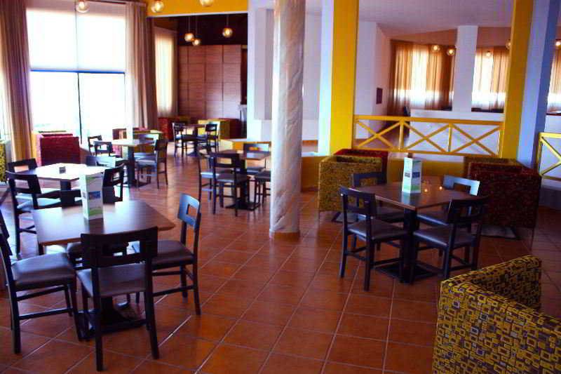 Myroandrou Beach Hotel Apartments