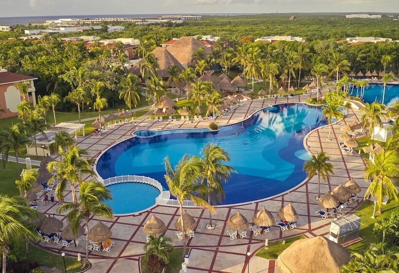 استراحتگاه Bahia Principe Grand Coba - All Inclusive