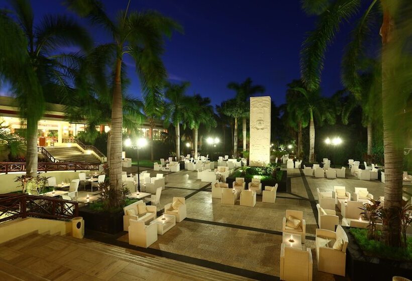 استراحتگاه Bahia Principe Grand Coba - All Inclusive