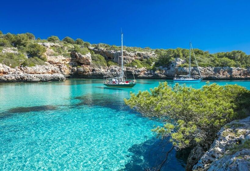 리조트 Ikos Porto Petro