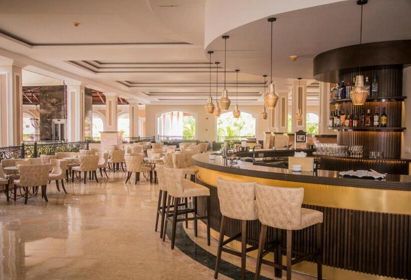 リゾートホテル Majestic Colonial Punta Cana All Inclusive