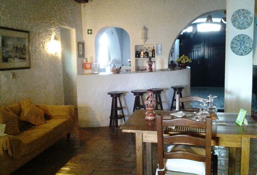 Rio Arade Manor House