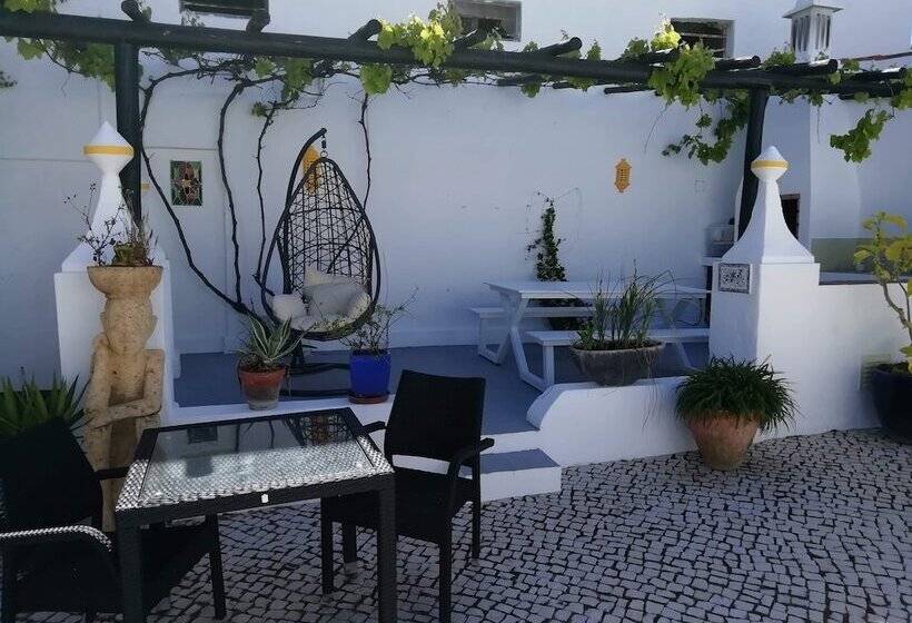 Rio Arade Manor House