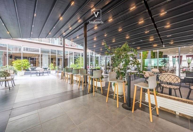 בית מלון כפרי Antalya   Beach Durres