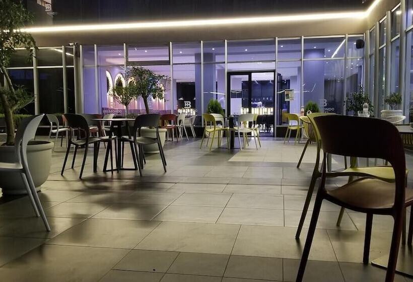 فندق Antalya   Beach Durres