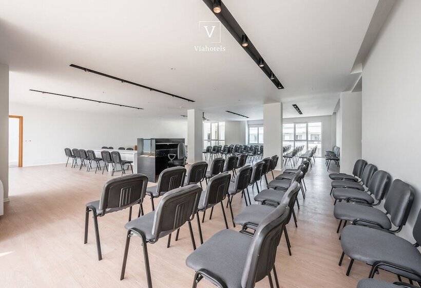 בית מלון כפרי Antalya   Beach Durres