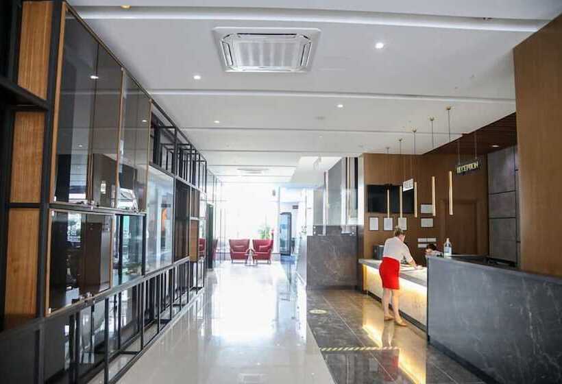 فندق Antalya   Beach Durres