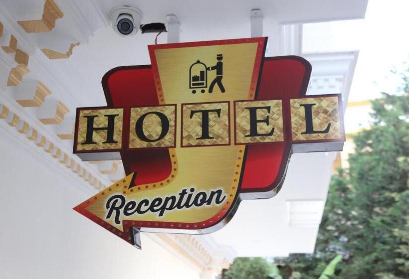 فندق Antalya   Beach Durres