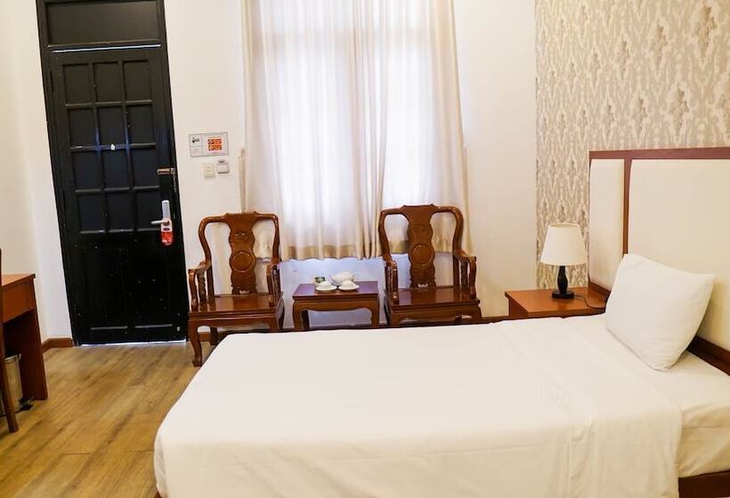 7s Hotel An Phú Central