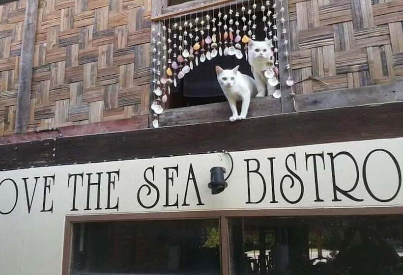 호텔 Above The Sea Maesariang