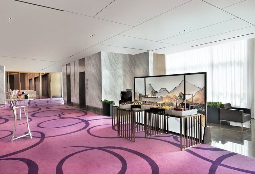 ホテル Crowne Plaza Dalian Xinghai, An Ihg