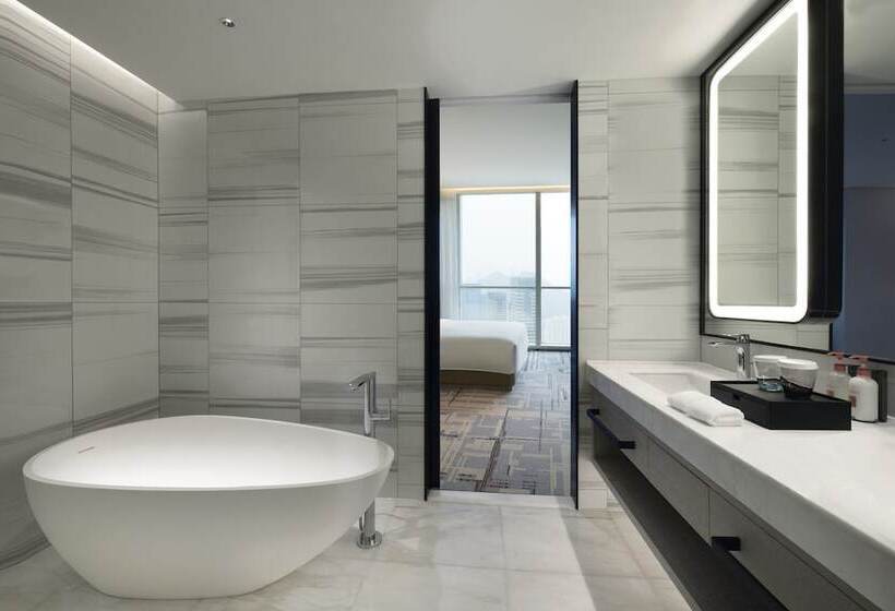 ホテル Crowne Plaza Dalian Xinghai, An Ihg