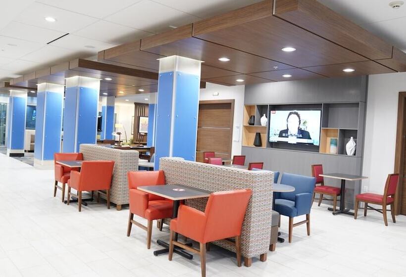 酒店 Holiday Inn Express & Suites Dallas Central Market Center By Ihg