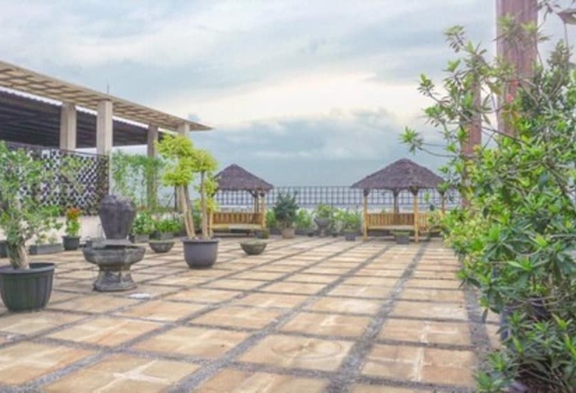 Marilyn Hotel Serpong