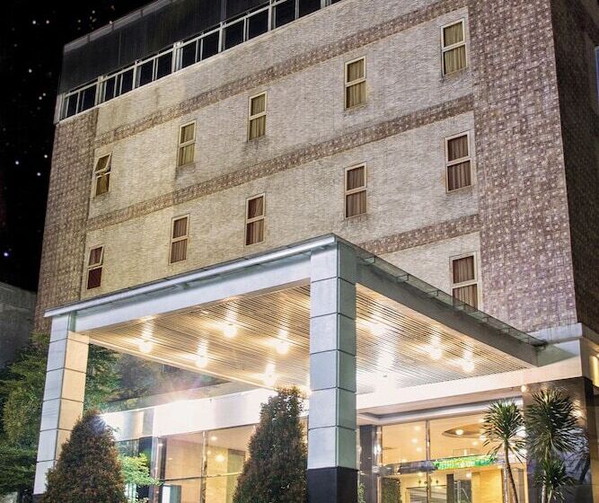 Marilyn Hotel Serpong