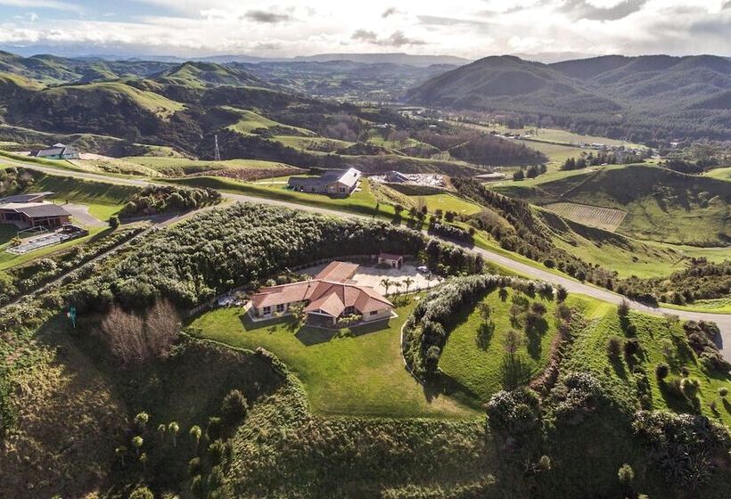 בית מלון כפרי Napier B&b   Tequila Sunrise