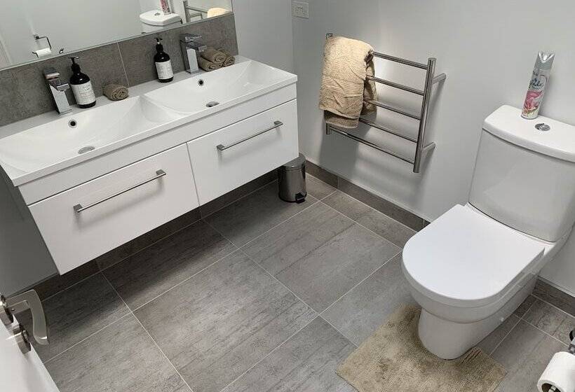 בית מלון כפרי Sam Family Home