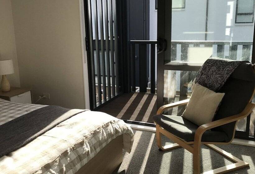 בית מלון כפרי Sam Family Home