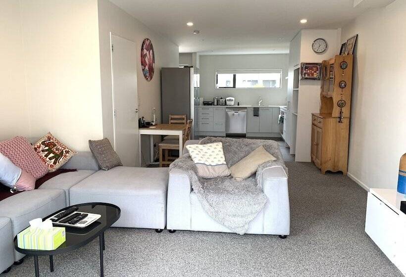 בית מלון כפרי Sam Family Home