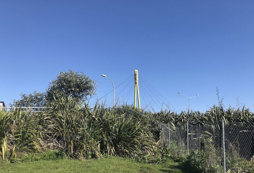 בית מלון כפרי Sam Family Home