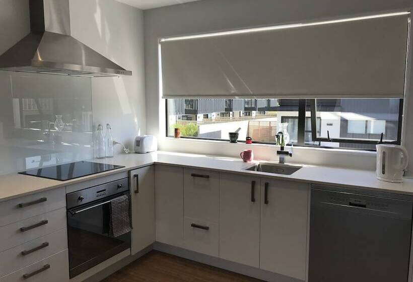 בית מלון כפרי Sam Family Home