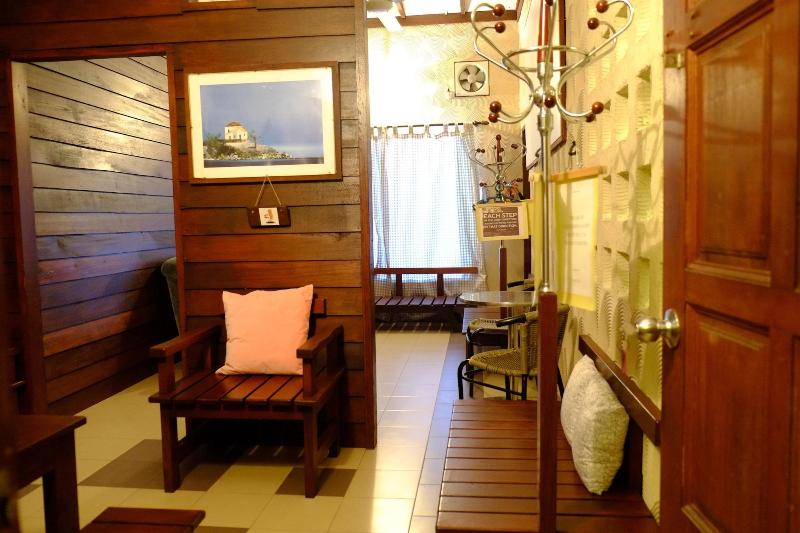 Отель Tnt Novelty Vacation House