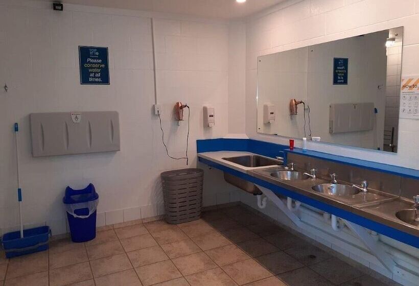 Отель Whatuwhiwhi Top 10 Holiday Park