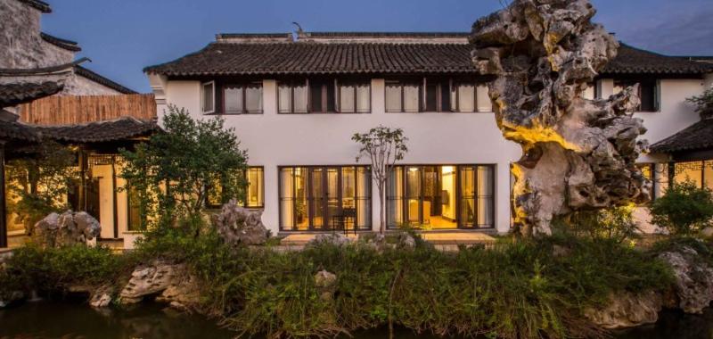 Отель Zhenze Waterside House