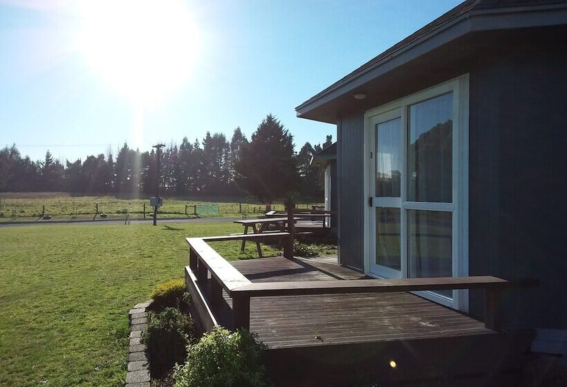 Pineacres Motel And Park